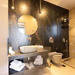 Gem Luxury Sea View * Karavados