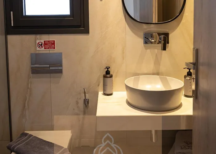 Gem Luxury Sea View * Karavados