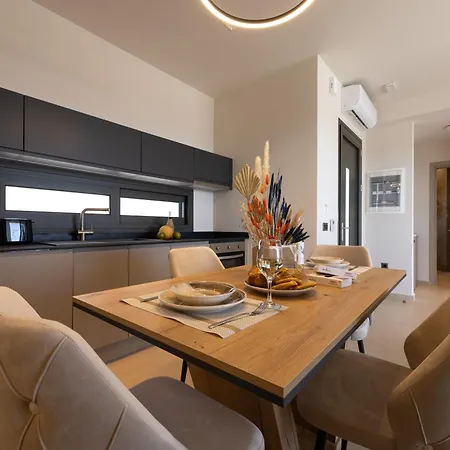Gem Luxury Sea View * Karavados