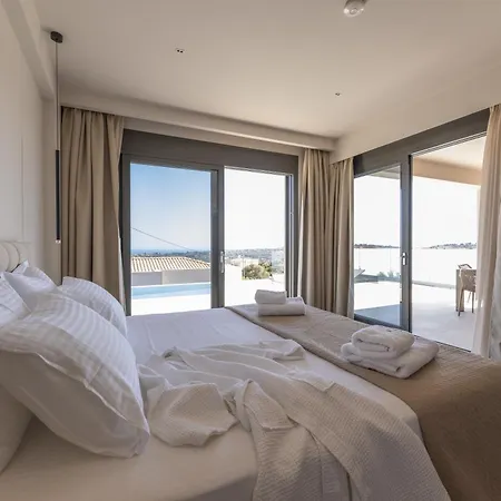 Gem Luxury Sea View * Karavados