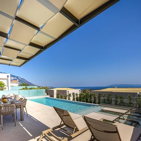 Gem Luxury Sea View Villa *