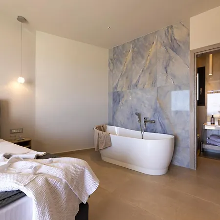 Gem Luxury Sea View * Karavados